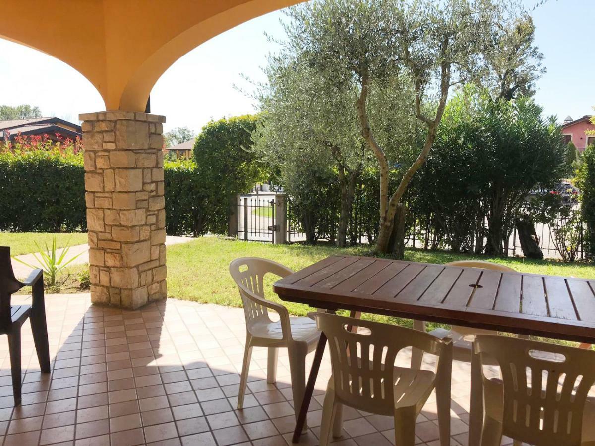 Villa The Sweet Rose With Pool Manerba del Garda Exterior photo